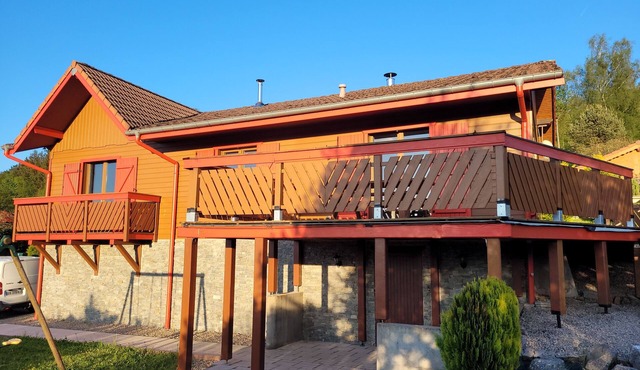 LARGE CHALET IN THE HEART OF THE VOSGES, CLOSE TO MOUNTAIN WALKS