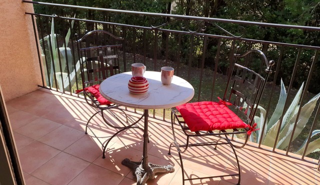 Large Chambre D'hôtes (2) Avec Terrasse au Calme. Pets Accepted