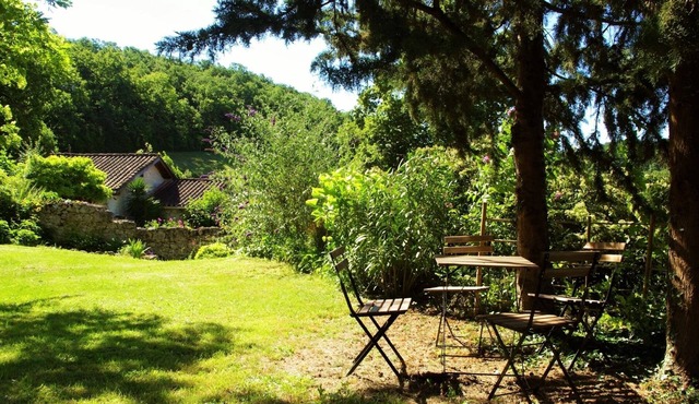 Large character gîte, sleeps 6. Absolute calm