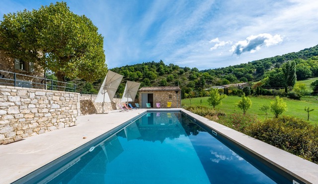 Large character house in Crupies