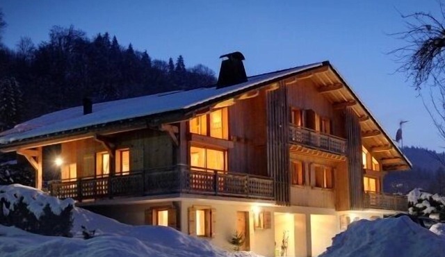 Large charming chalet in samoens, private pool, 3 mns from Grand Massif ski lif