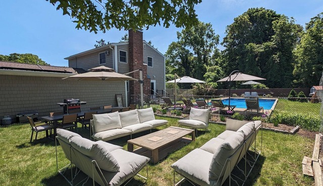 Large coastal bohemian getaway w/pool