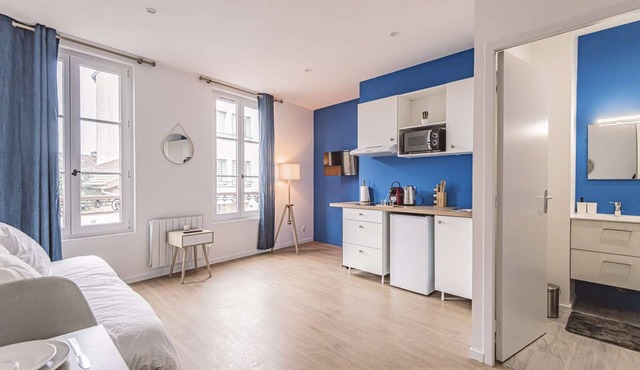 Large, comfortable studio 15 minutes' walk from the Cathedral