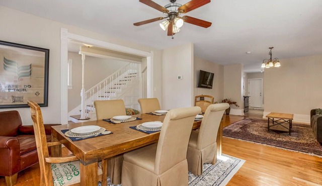 Large, Comfortable, Multi-generational Home