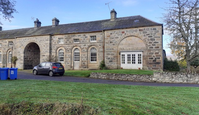 Large Converted Georgian Coach House