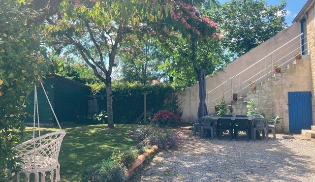 Large Cottage for 8 to 10 persons + private jacuzzi