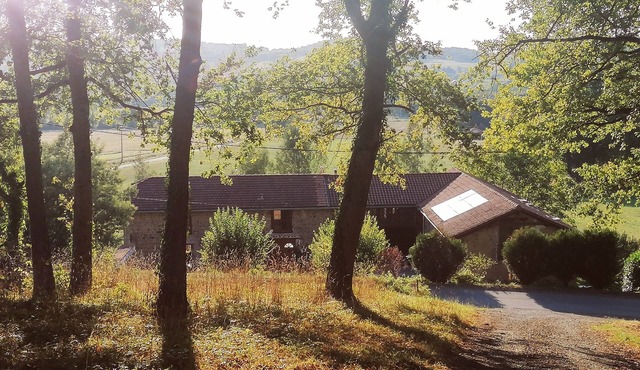 Large country cottage at the foot of the Pyrenees