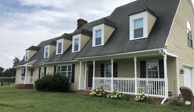 Large country home sleeps 13
