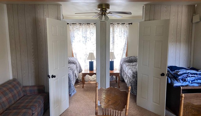 Large Country Home Pool and hot tub