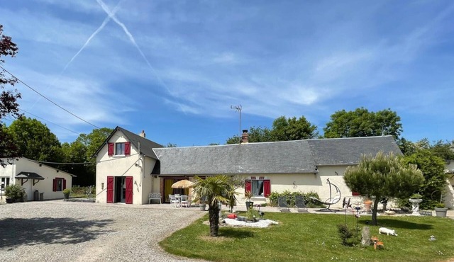 Large country house with Wifi and pets allowed