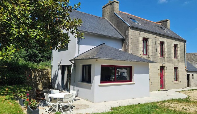 Large country house 2 minutes from the expressway