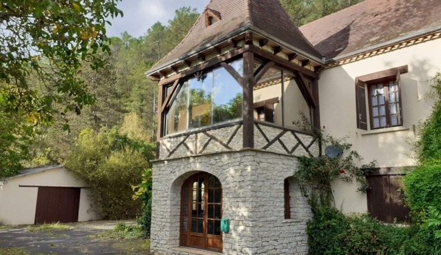 Large Country House No Pool but with Acres of Woodland and Gardens