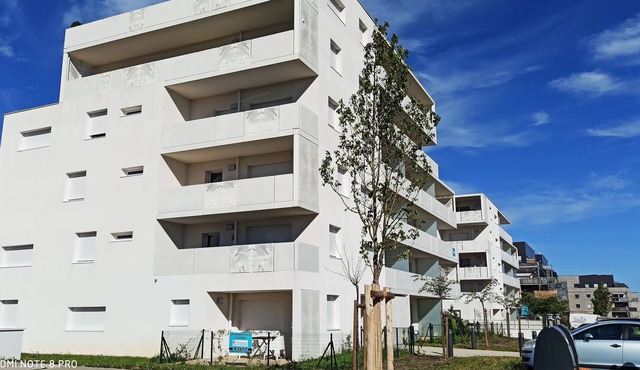 Large, cozy 37m2 studio apartment, Angers Ecouflant, 2*, France