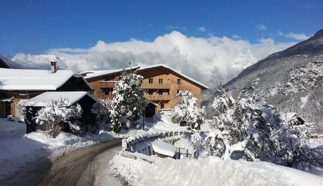 Large cozy apartment on the slopes at the foot of Mont-Blanc