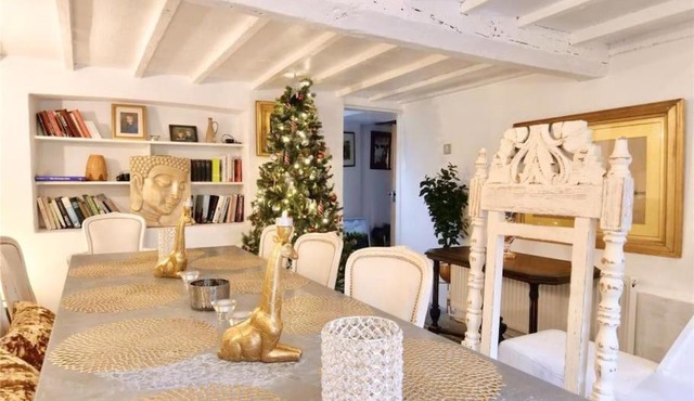 Large detached cottage Somerset/Frome/Babington