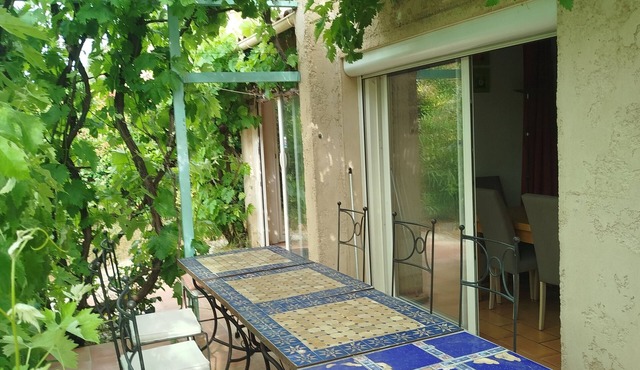 Large detached house in the Verdon nature park.