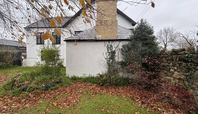 Large Dog Friendly Period Property with Hot Tub