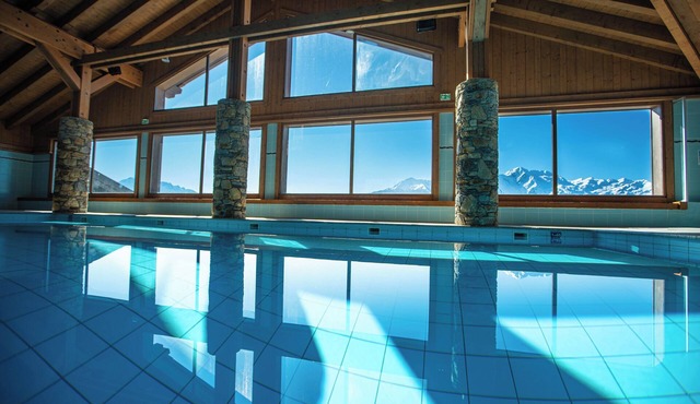 LARGE DUPLEX 115 m2 IN CHALET STANDING MGM WITH HEATED POOL 4 *