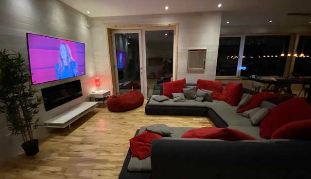 Large Eco Passive Chalet + Hot Tub/6 bedrooms (14 pers.)