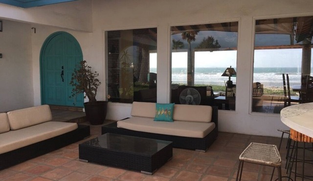 Large entertainment area inside and out. Event property