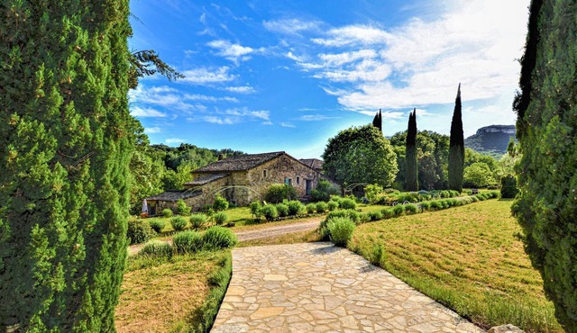 Large estate in a magical place in the nature reserve Cascades du Sautadet in La Roque-sur-Ceze.
