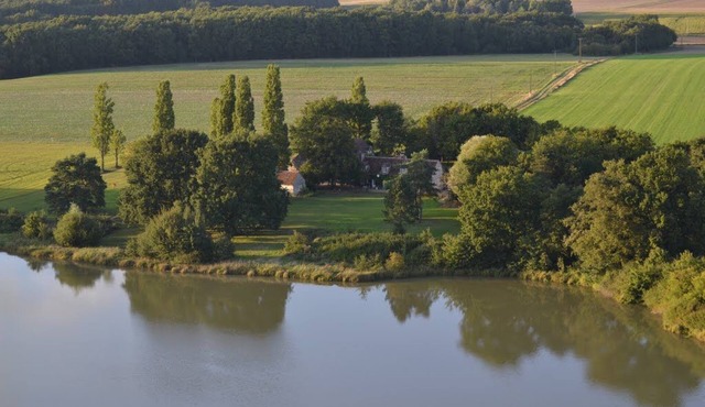 Large estate - heated swimming pool - Loire Valley near Beauval zoo