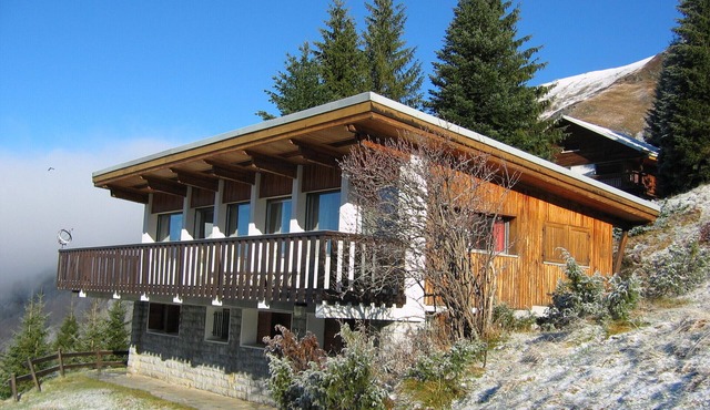 Large family chalet with magnificent views, close to the ski slopes