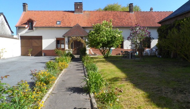 Large Family House Old Farmhouse, Good Location, Village Center