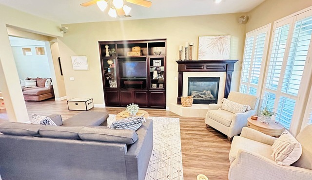 Large family friendly home for all occasions!