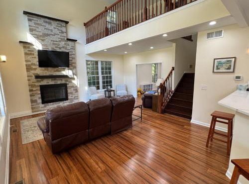 Large Family Gathering Home on Kelleys Island