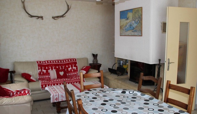Large family house for 18 in Autrans, enclosed garden