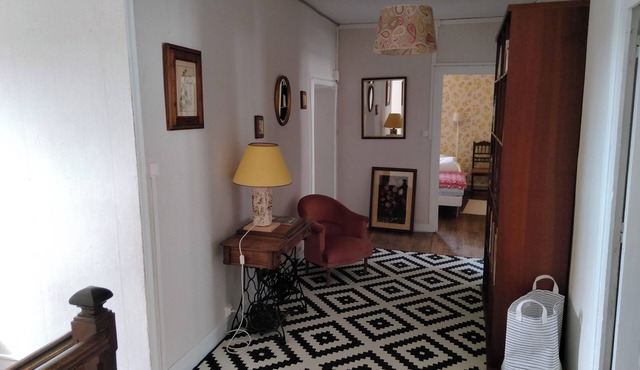 Large family home 10 minutes from the beach