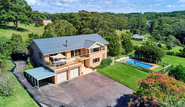 Large family home with Ocean views and pool, situated on acres, minutes.