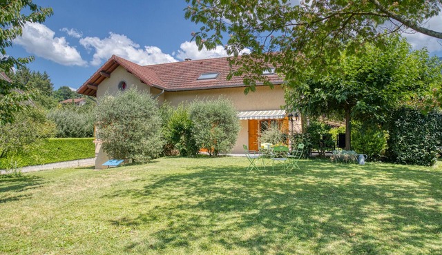 Large family home 14 p