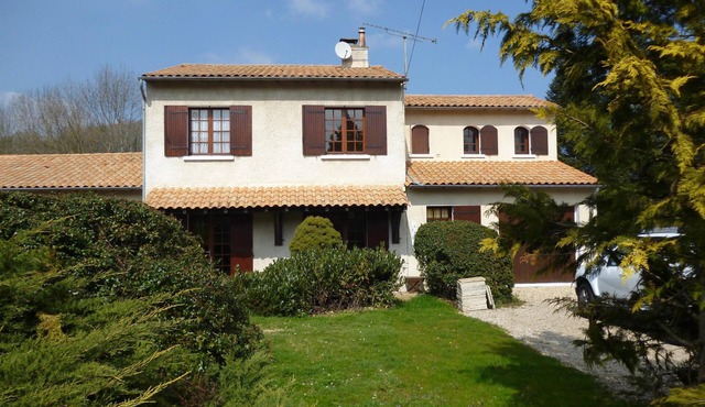 Large family home in the center of the Dordogne department