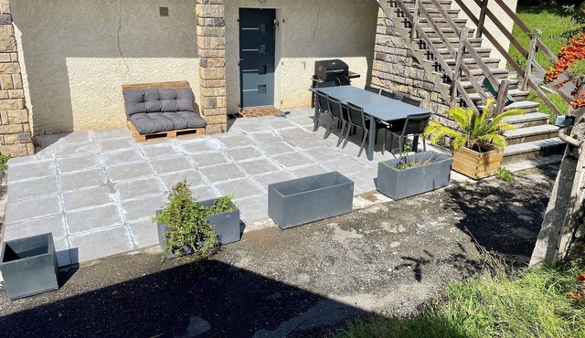 Large family home with extensive grounds