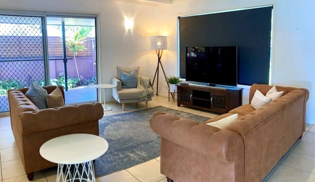 Large Family Home With Separate Studio - Buderim