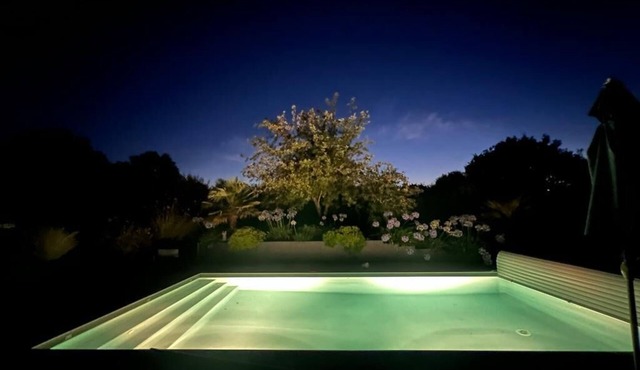 Large family home with heated outdoor pool, near medieval town