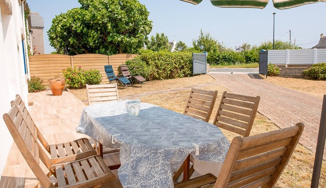 Large family home with garden- For 10