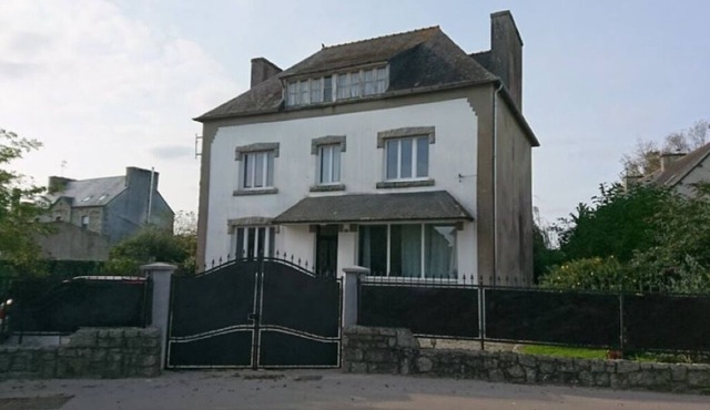 Large family house with Park in Central Brittany