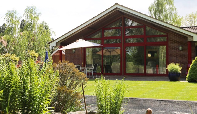 Large Family Studio Cottage Near Norwich