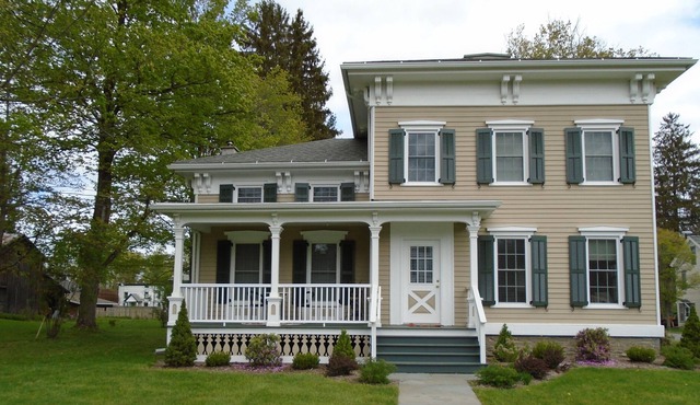 Large Family Vacation Home Perfect for an Summer Destination and Holidays