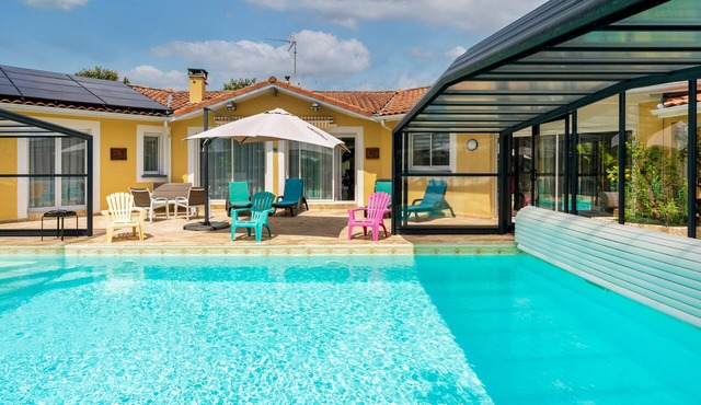 Large Family Villa with Private Heated Pool in Landes