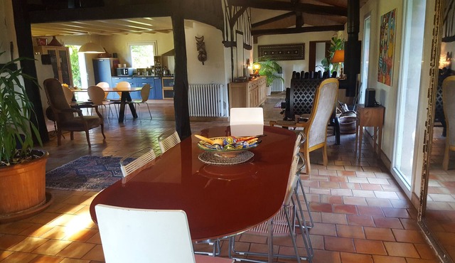 Large country house, spacious and peaceful