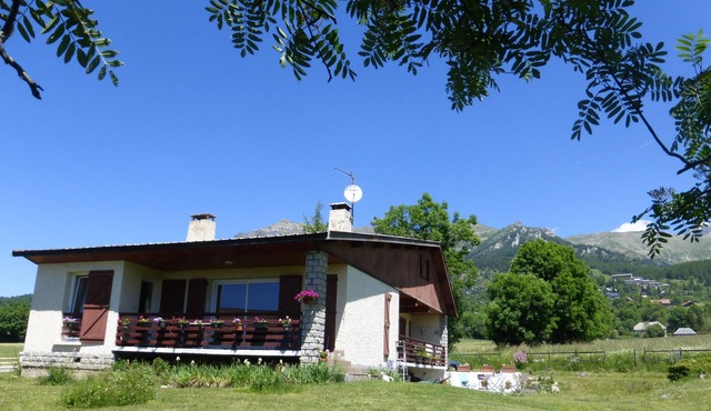 large family chalet (150m2) 10-12 people