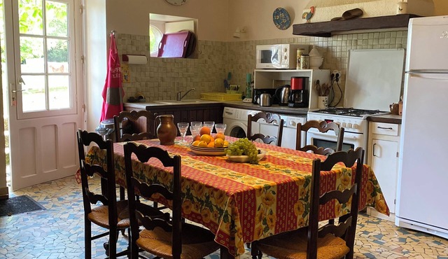 Large family home in the country - sleeps 8