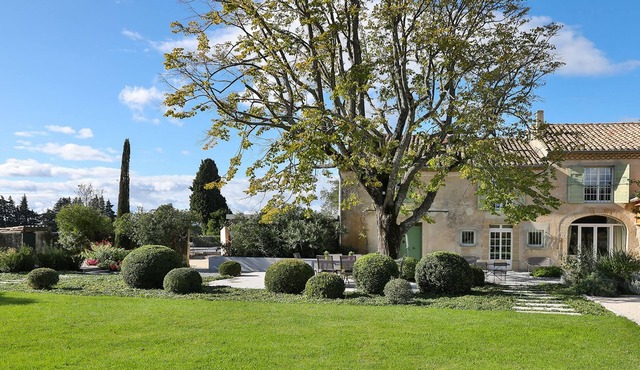 Large and luxurious Provencal Mas - Mont Ventoux.