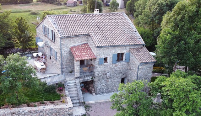 Large family gite in Caussenarde house