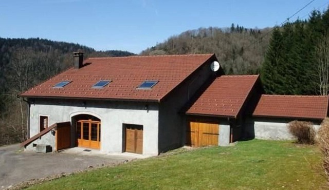 Large house in the Vosges, nature escapes