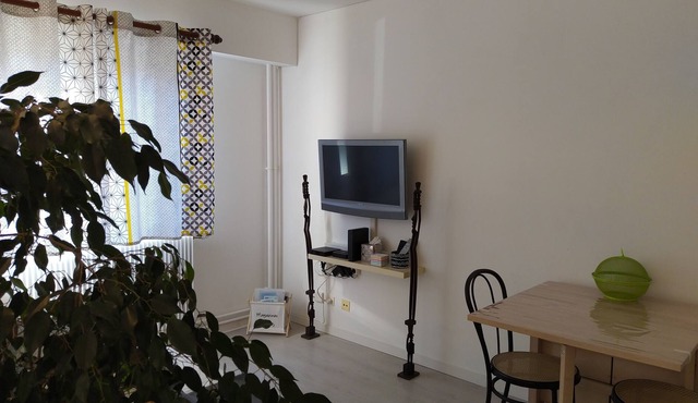 Large fully equipped studio near the city center